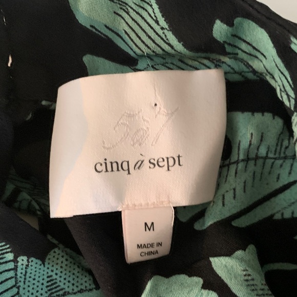 Cinq à Sept | Ileana Palm Print Silk Blouse – Size M | Excellent Condition - Picture 4 of 8